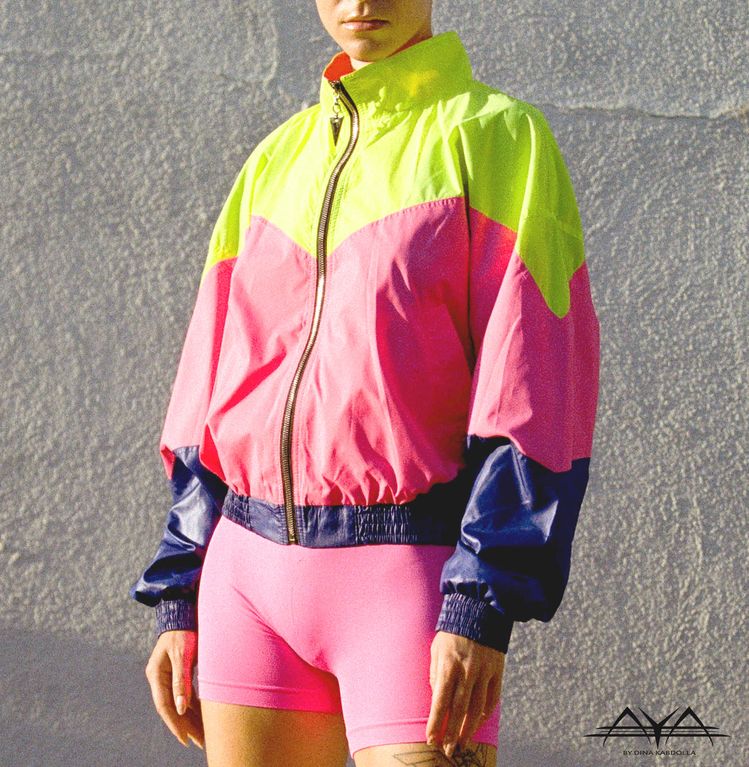 Neon Aesthetic Y2k Vs Streetwear 15 Outfits And Inspo Indieyespls 3154